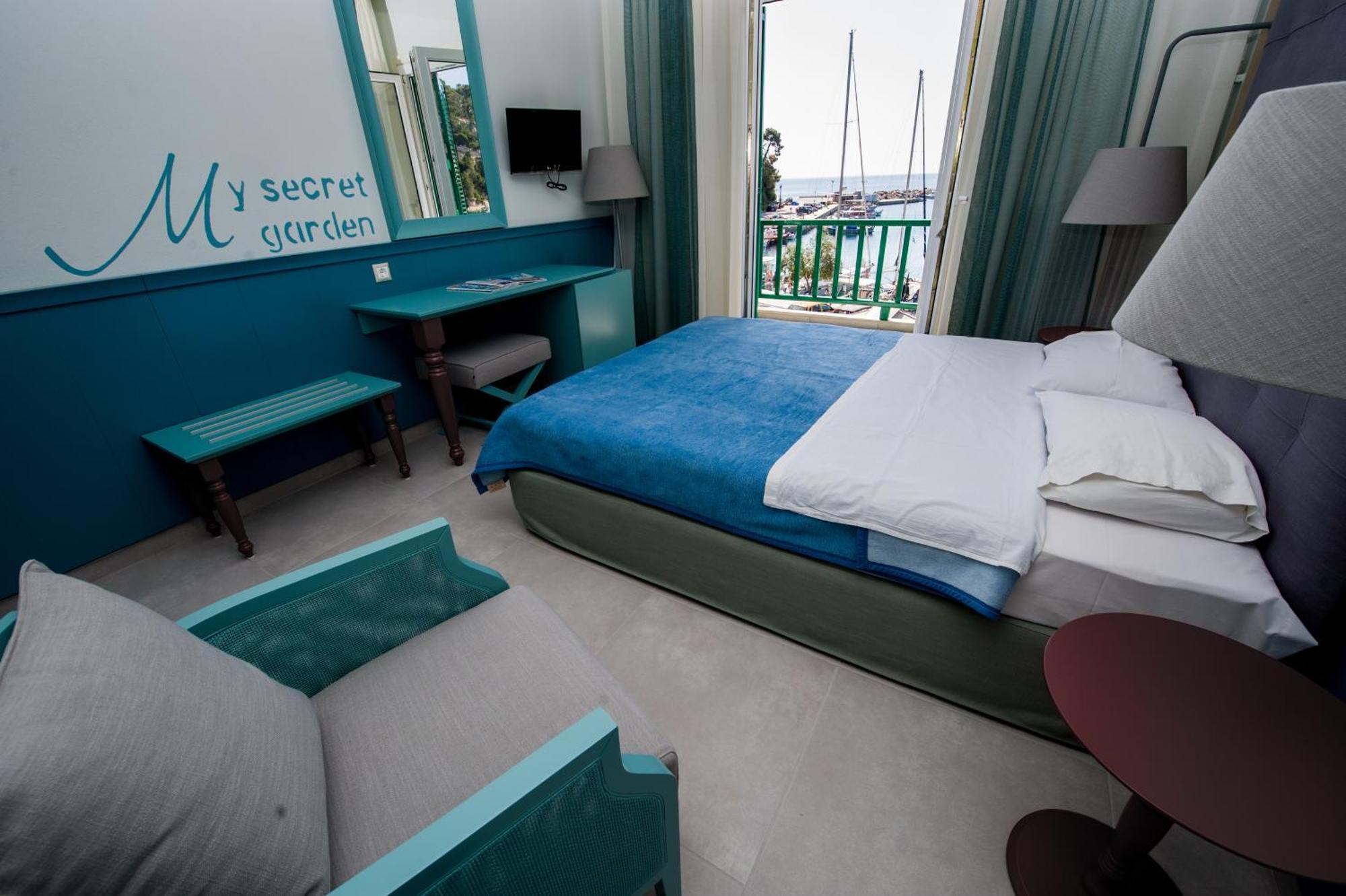 Alkyon Hotel Patitírion Buitenkant foto